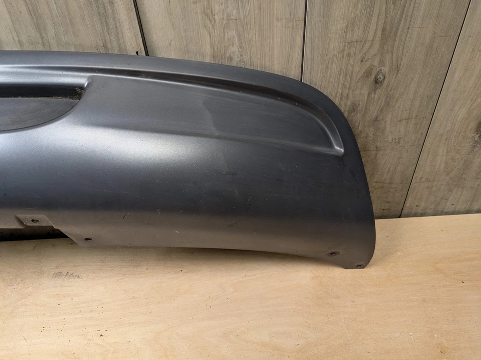 08-13 OEM BMW E82 E88 Rear M SPORT Bumper Lower Insert Single Exhaust Diffuser - Imagem 4 de 4