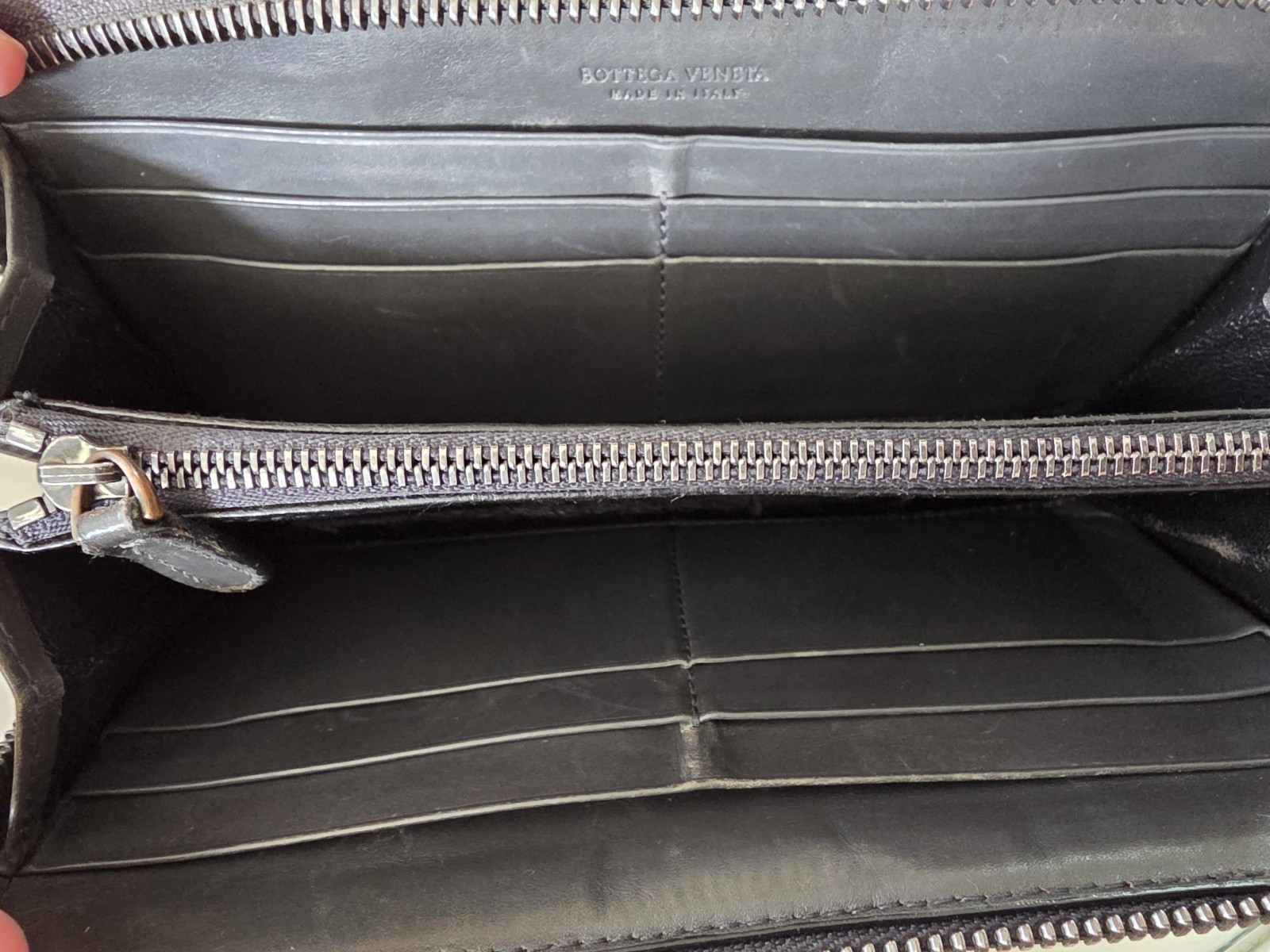 Bottega Veneta Intrecciato Woven Black Leather Zip-Around Long Wallet thumbnail 7