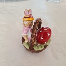 Villeroy&Boch  Ostern  Bunny im Körbchen 