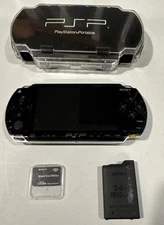 Sony PSP 1000 Portable Entertainment Pack - Black ( See Description Below) ￼