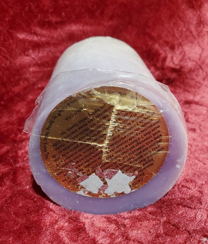 Floral Candle Ring With Lavender Candle - Picture 9 of 9