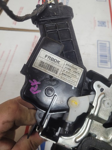 2006-2010 Kia Optima Sedan RIGHT FRONT Door Lock Latch Release Actuator OEM - Picture 3 of 3