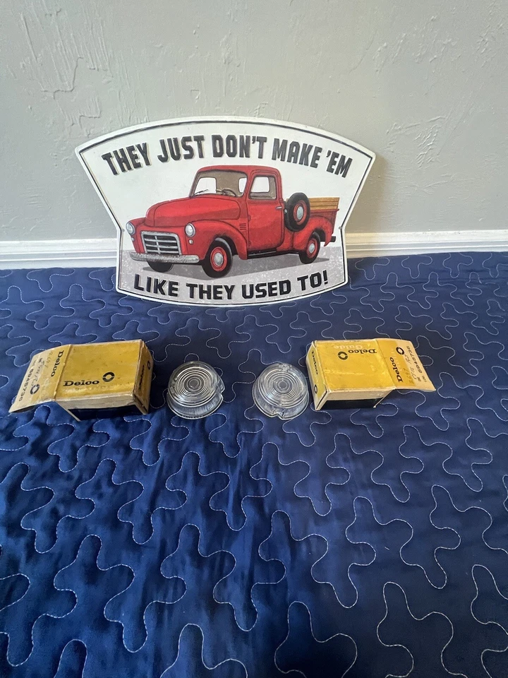 1955 1956 Pontiac Chieftain Star Chief NOS Backup Light Lamp Lens #5945736 - Image 3 of 4