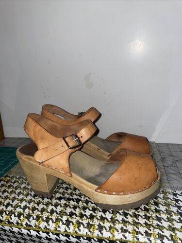 Free People Mia 1976 Swedish Leather Wooden Clogs Luggage Size 36 5.5 Very Dirty - Picture 1 of 7