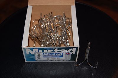 Ganci Da Pesca Mustad 3551 DuraSteel 4/0 – Confezione Da 50 Per Acqua Dolce E Salata