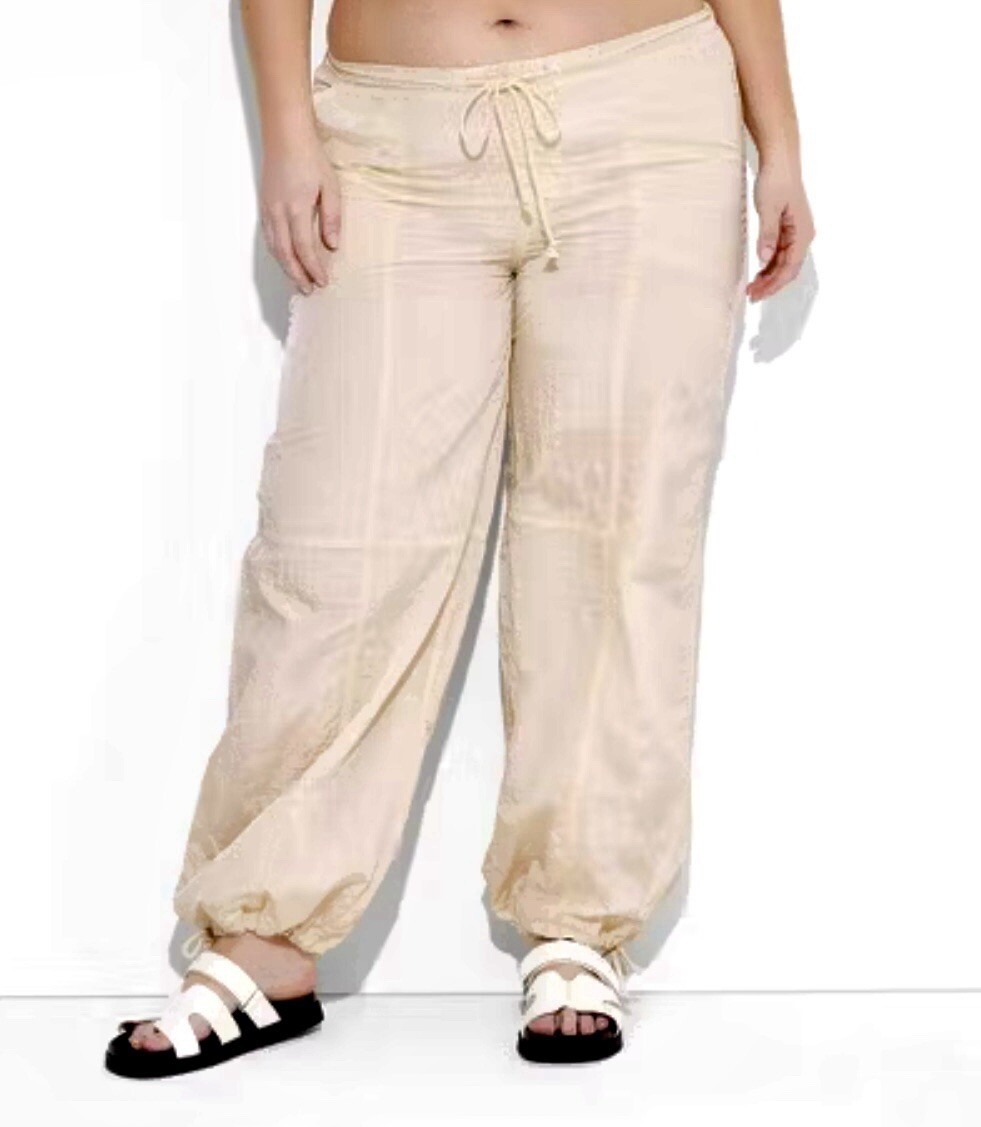 Wild Fable Women's Light Beige Lightweight Parachute Pants