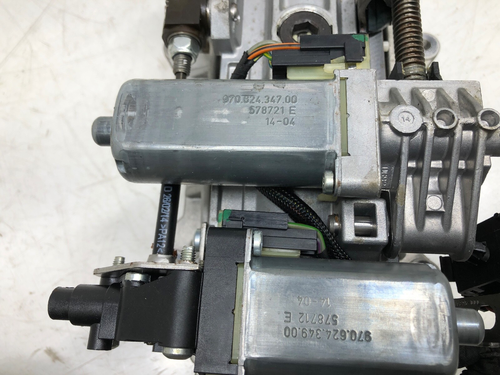 2014-2020 MASERATI QUATTROPORTE STEERING COLUMN W/ SHAFT OEM.