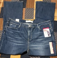 Levi Strauss  Size 22M  Mid-Rise  Stretch  Bootcut  MEDIUM Wash Denim Jeans