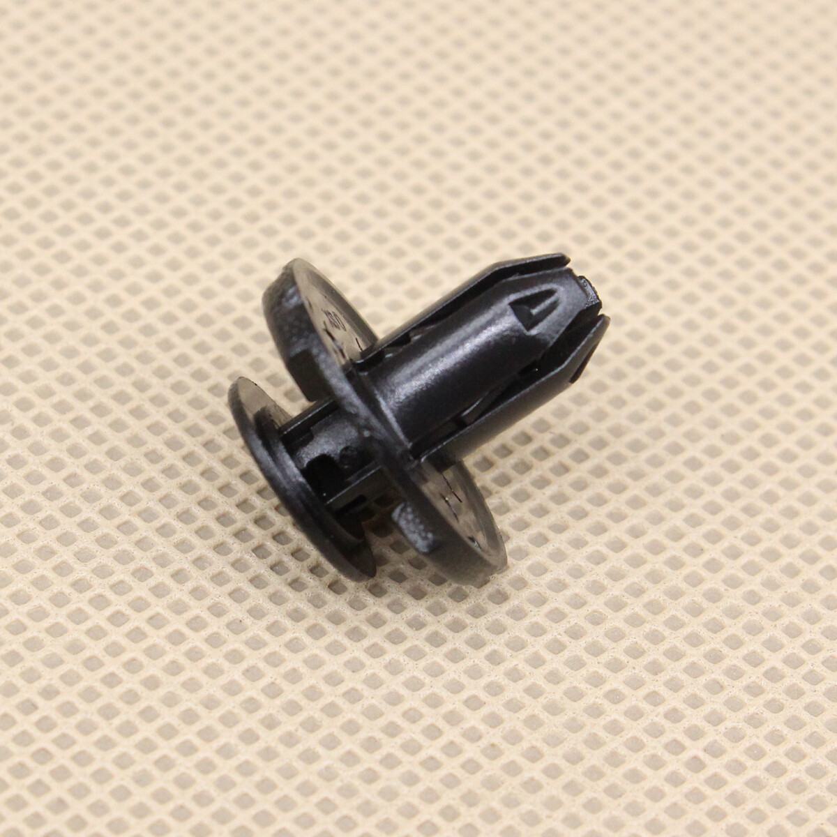 20-Pack Fender Liner Clips For Nissan Altima, Maxima, Sentra (2007-2021) - Soillar