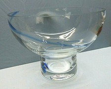 16135. H&uuml;bsche hohe Schale  blau  klar  Glas   20,5 cm