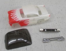 "NEW" T-DASH 50'S COUPE PEARL WHITE/W RED FLAMES T JET BODY GRY WINDSHIELD 