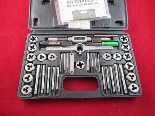 PITTSBURGH 40PZ SET RUBINETTO E MATRICE ACCIAIO AL CARBONIO 62832 Metrico - Nuovo - Foto 2 di 2