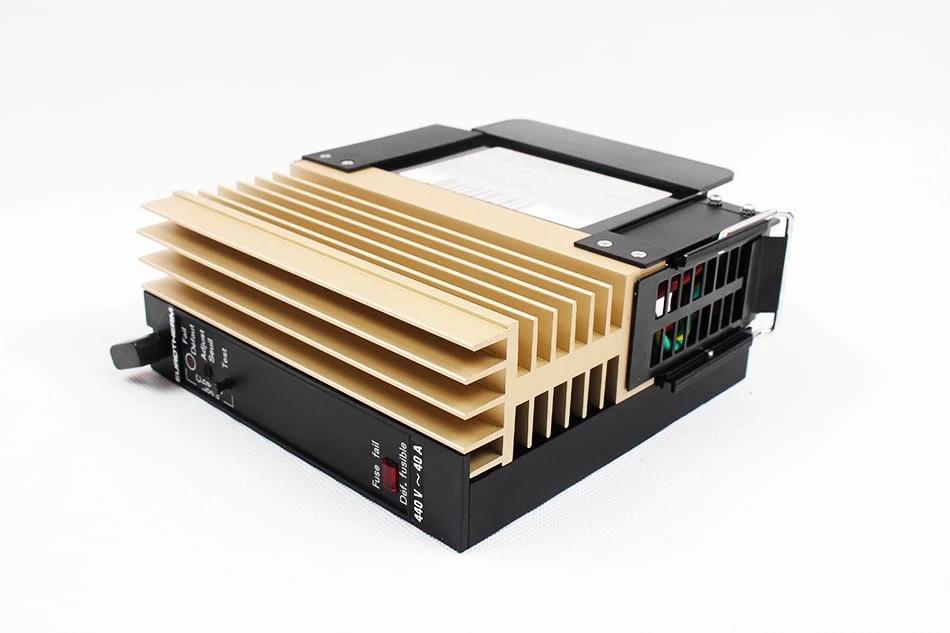 451/083/28/37/00 EUROTHERM - Reconditionné - Garantie 24 mois