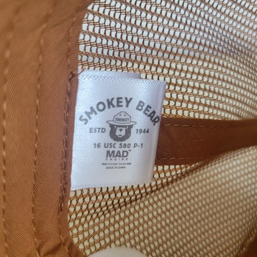 Smokey The Big Bear Patch Mesh Snapback Trucker Hat Wildfires NWT - Picture 4 of 5