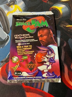 space jam booster box Vault X: 4-Pocket Strap Binder main image 1
