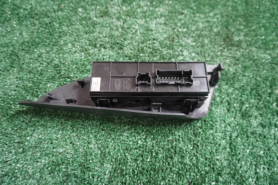 Interruptor de ventana izquierda lado conductor Nissan Sentra 2013 2014 2015 OEM 254013SH1A Foto 2 de 4