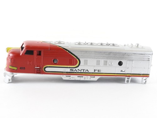 Locomotora diésel Mantua HO Santa Fe 4016 F7A solo carcasa de tren | Zustand: Used