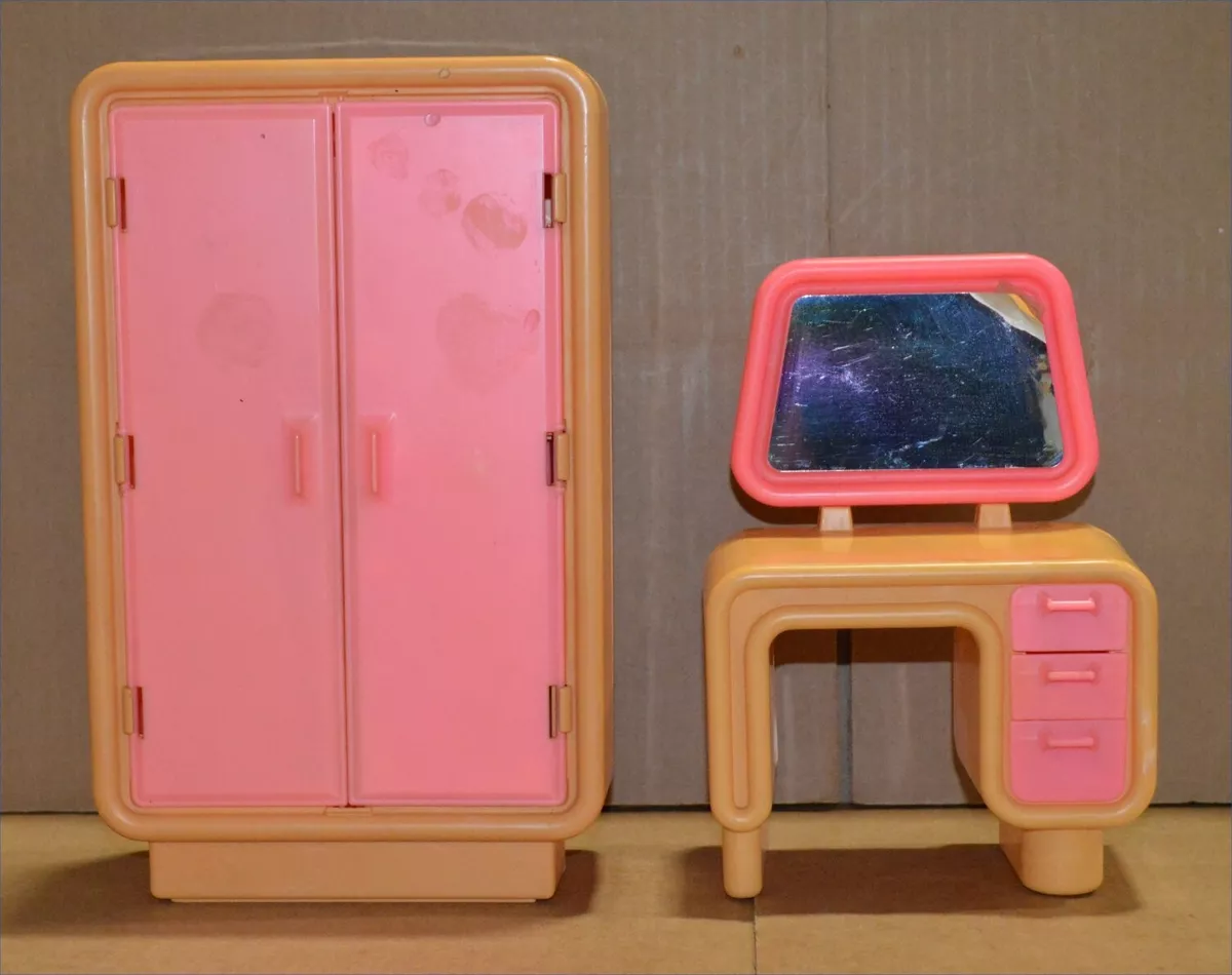 Vintage barbie wardrobe closet cheap