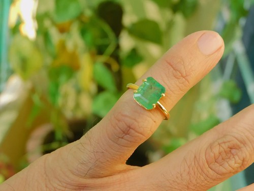 2.50 Ct Emerald Natural Emerald & Engagement Wedding Ring 14k Yellow Gold Size 6 - Picture 3 of 7