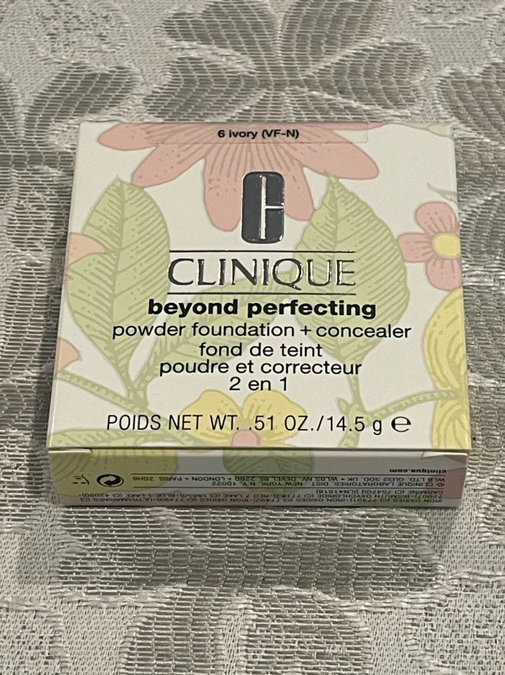 NEW Clinique Beyond Perfecting Powder Foundation + Concealer 06 Ivory 14.5g - Image 3 of 4