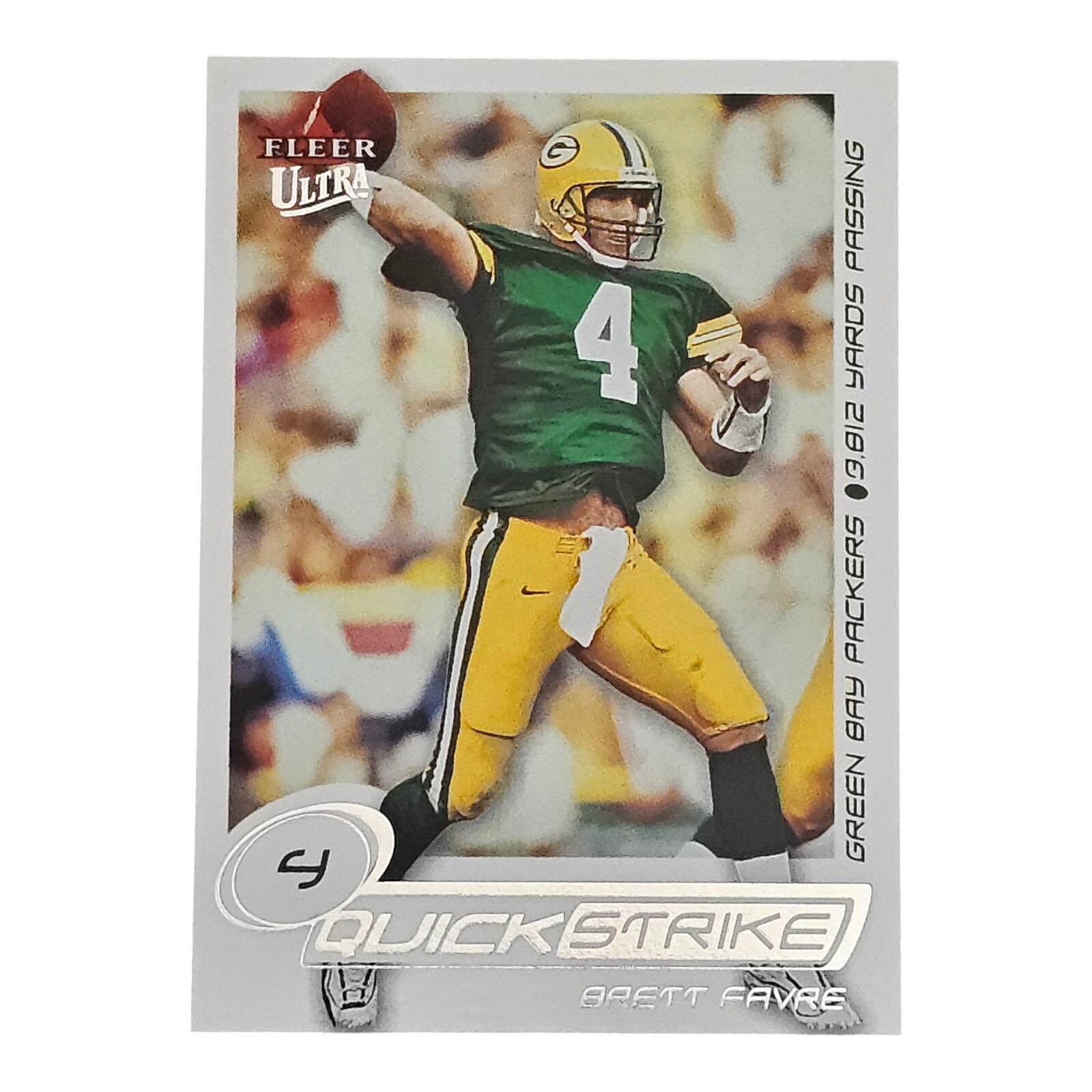 2001 Fleer Ultra Quick Strike Platinum Medallion Brett Favre SP #'d /50 RARE