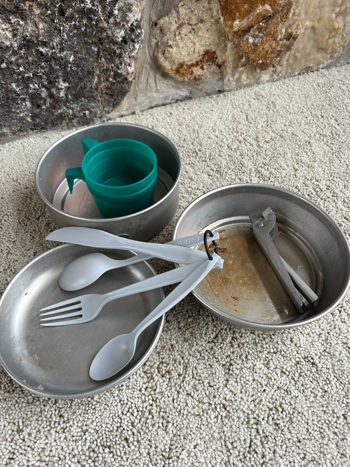 状態良好 ヴィンテージ キャンプ ハイキング ギア ストーブ ランタン ポット のこぎり 写真 - 画像2/23