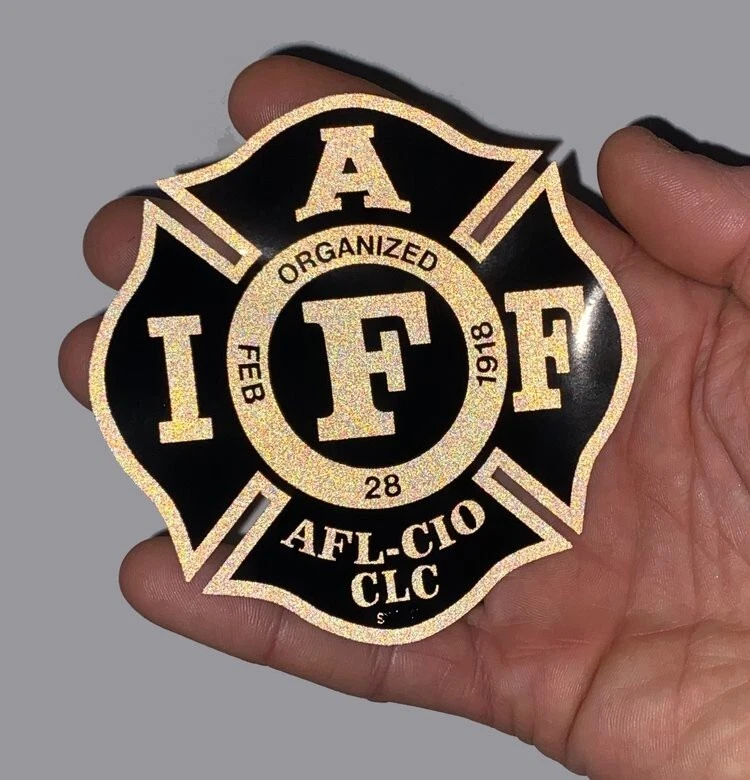 Calcomanía reflectante negra Night Ghost de 4" pegatina Union Made IAFF, con licencia Foto 2 de 2