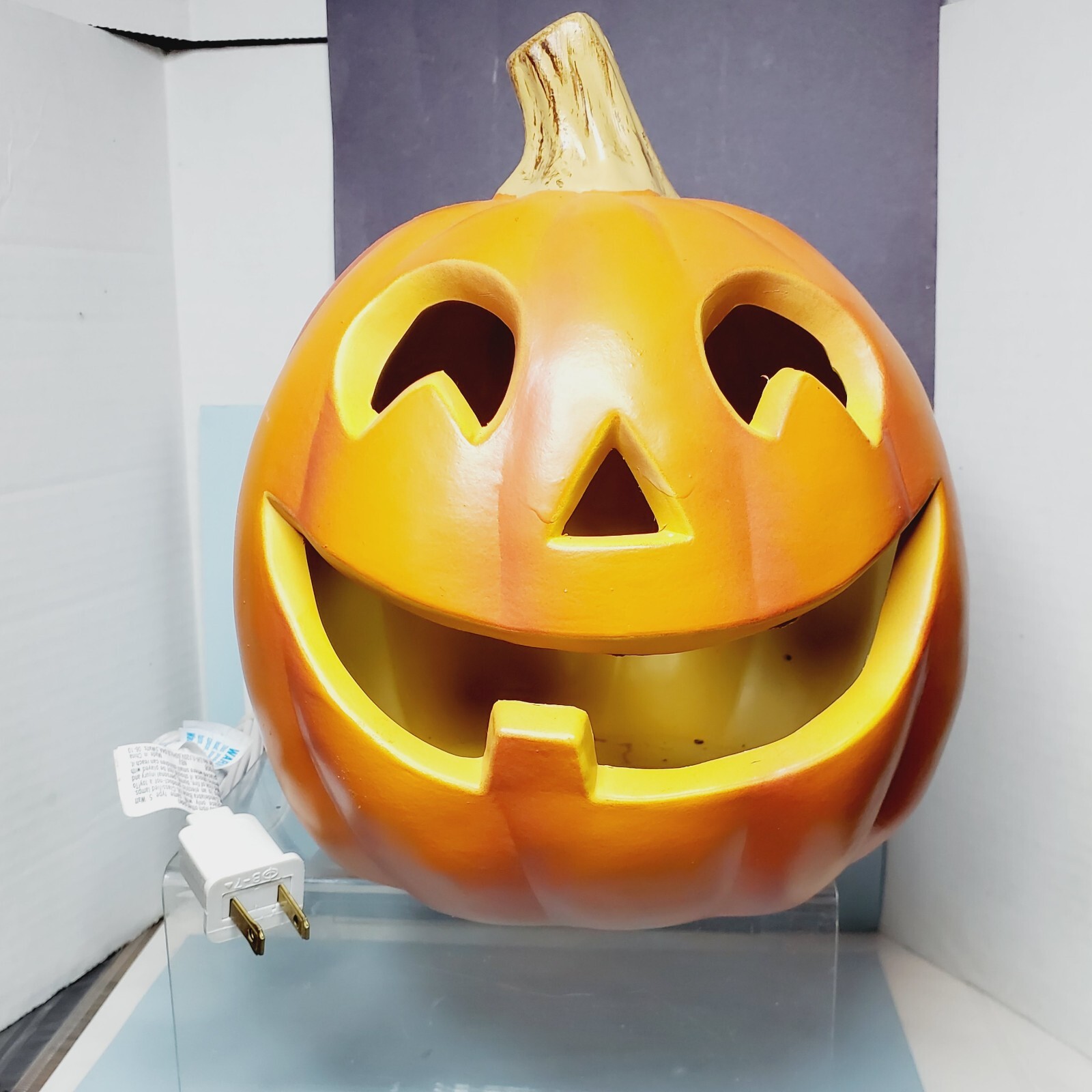 Halloween Pumpkin Jack o Lantern Blow Mold Light Up Tabletop 9" indoor ...