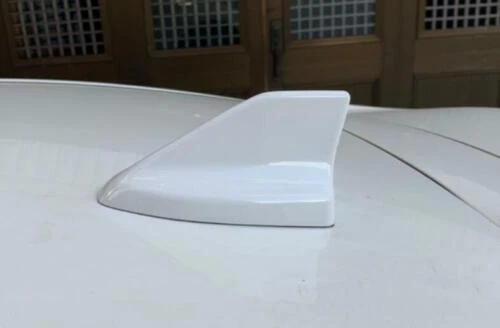 Receptor de antena aleta de tiburón 1 pieza para Ford Focus pintura blanca 2012-2018 cubierta embellecedor Foto 3 de 4