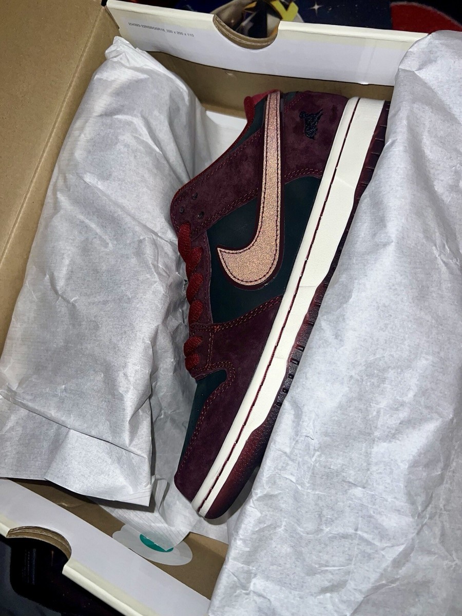Nike Sb Dunk Low Riot Skateshop size 8 | eBay Nike Sb Dunk Low Riot Skateshop size 8 | eBay