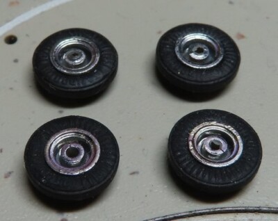 Faller AMS -- 4 Felgen mit Reifen für Flachankermotor oder Blockmotor