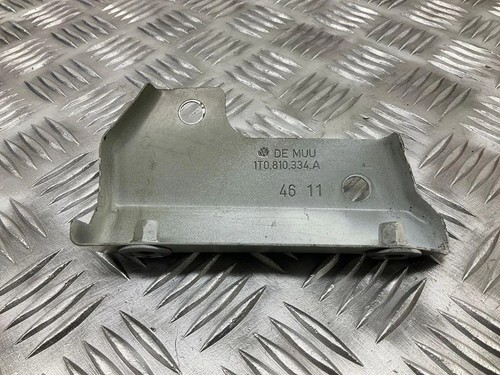 VW TOURAN 1T3 Kotflügelhalter vorne rechts 1T0810334A 1.60 Diesel 77kw 34736770