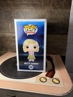 Funko Pop! Television: Riverdale Betty Cooper #731 Vinyl Figure Boxed — photo 4