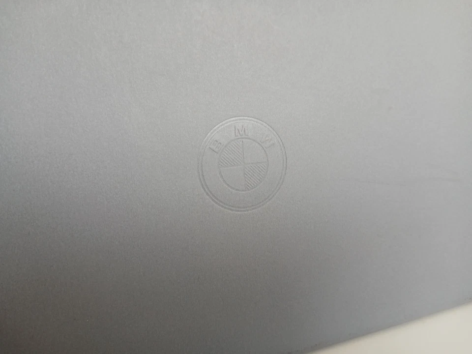 1:18 Kyosho BMW E92 3 Series Coupe Red Dealer Edition - Image 2 of 4