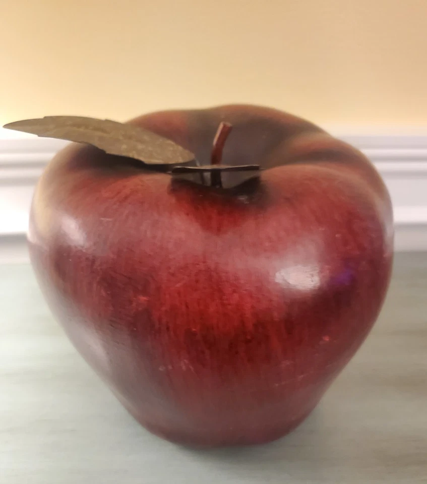 FALL COUNTRY/GRANJA MANZANA GRANDE CON VÁSTAGO DE METAL 7,5" DE ALTO Foto 3 de 4