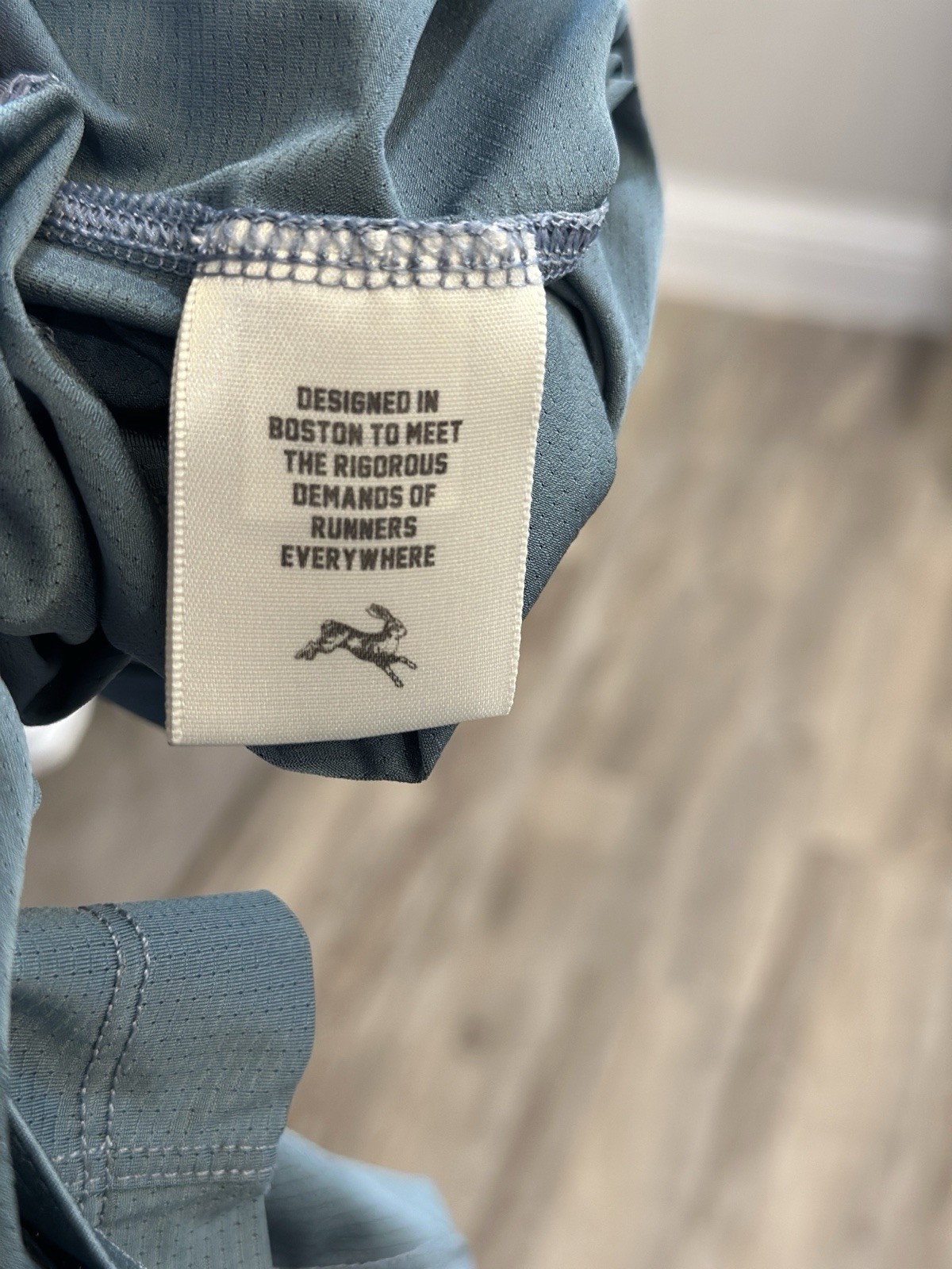 Tracksmith Session Performance Running Shirt Mens… - image 8