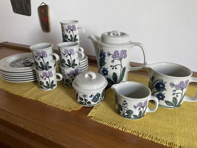 Kaffeegeschirr Arabia Finland Flora komplett 6 Personen Esteri Tomula