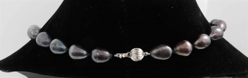 Collar de perlas moradas/grises de Tahití genuinas cierre de .850 Foto 2 de 4