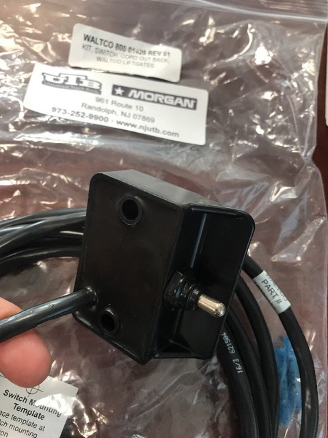 Tailgates & Liftgates For Audi A3 Waltco Super Switch Liftgate - Foto 10