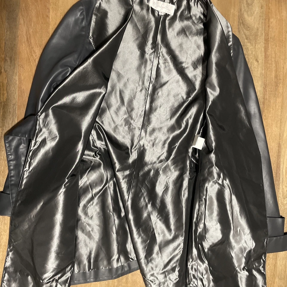Maison Marie Saint Pierre Metallic Gray PVC Designer Belted Jacket Womens Size 2 - Image 2 of 4