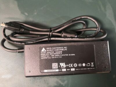 1PCS  for   E2 Ultrasound Machine Charger MDS-090AAS19B 3-Pin AC Adapter