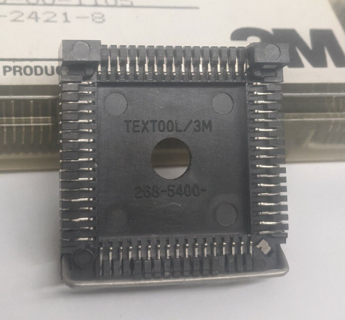 3M 268-5400-00 CPU Chip Carrier + Cover ZIF SOCKET LCC 68 Pin Textool - Picture 4 of 5
