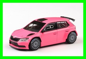 Skoda pink духи