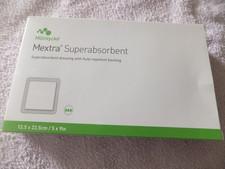 Mölnlycke extra Superabsorbent 12.5 x 22.5 cm/5 x 9in 10 Stück  2027-07-28