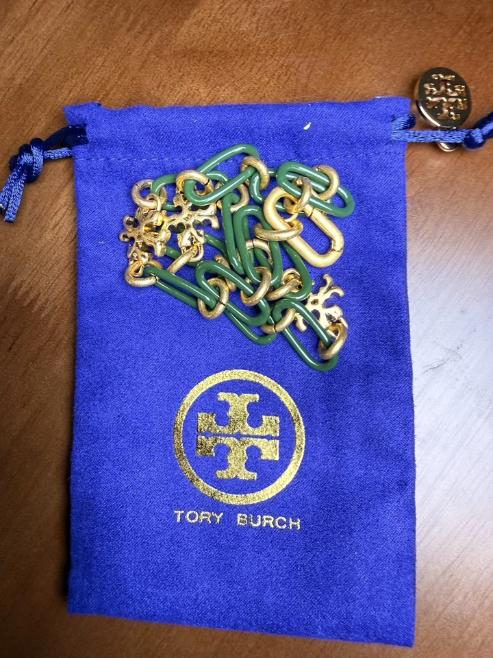 Collar de cadena Tory Burch Roxanne en oro Tory laminado/verde multi. Venta al por menor $268 Foto 3 de 3