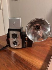 Vintage Kodak Brownie Starflex Camera with Kodalite flashholder AS IS
