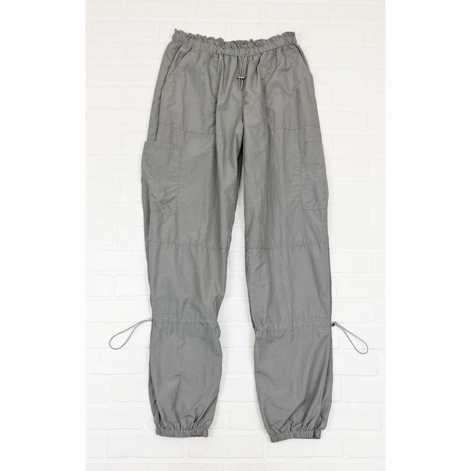 White Fox Never Blend In Cargo Parachute Pants Relaxed Fit Gray Size Medium
