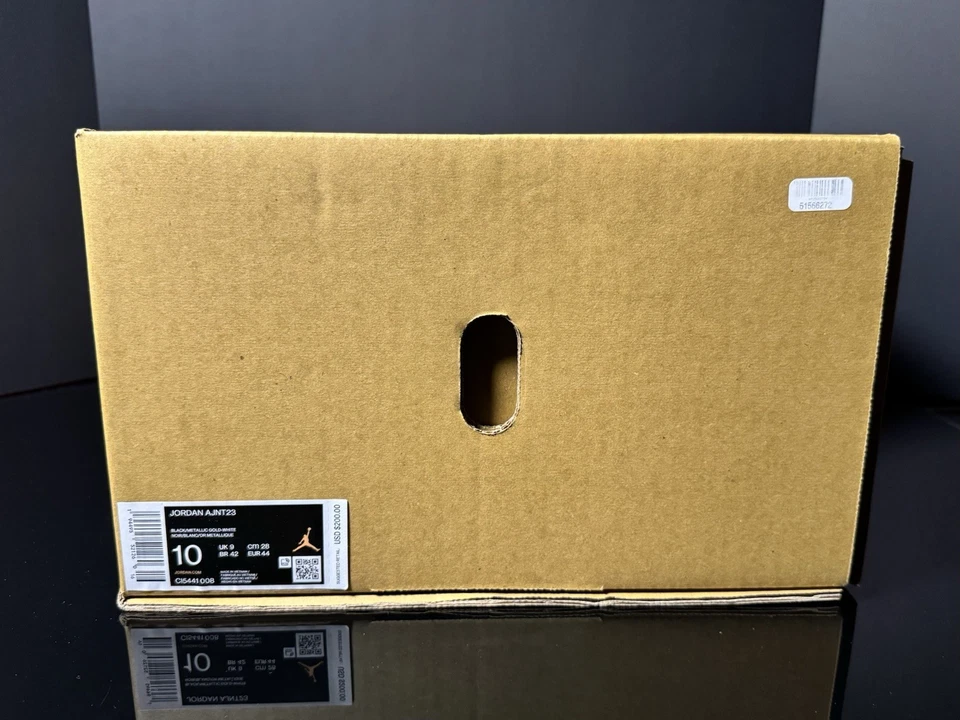 Jordan AJNT 23 Negro Metálico Dorado 2020 Estuche Rígido, Estuche Caja, Talla 10 Foto 2 de 4