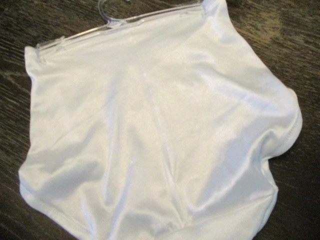 CALCINHA PLAYTEX SHAPEWEAR STYLE 2102 TAMANHO PEQUENO - Imagem 3 de 3