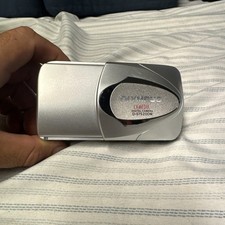 Olympus Camedia D-575 Zoom 3.2 MP Silver Digital Camera Silver Untested